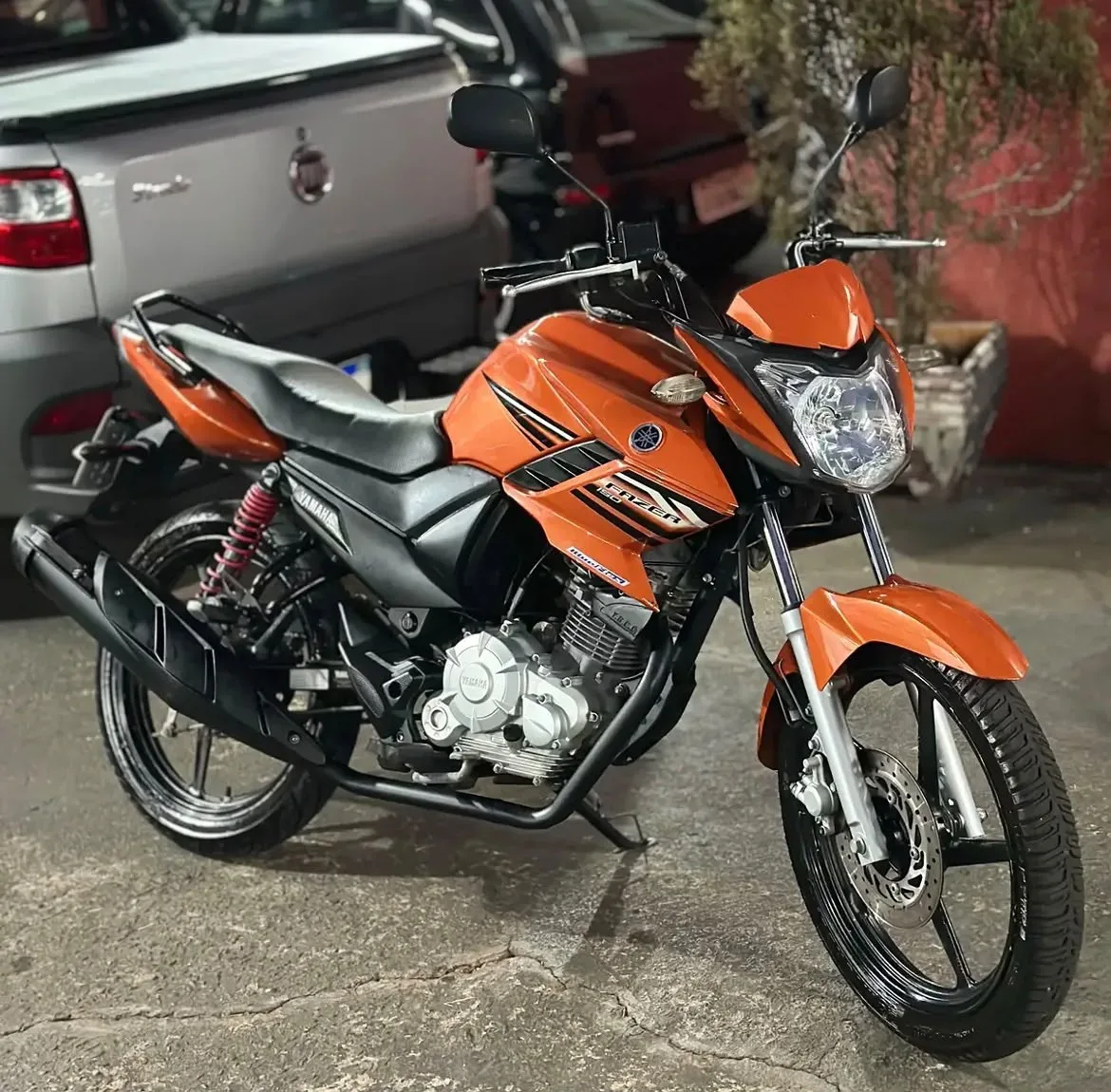 Yamaha YS fazer 2025
