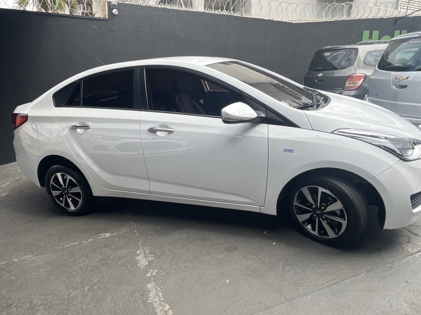 HYUNDAI HB20S1.6 COMFORT PLUS 16V FLEX 4P AUTOMÁTICO 2017