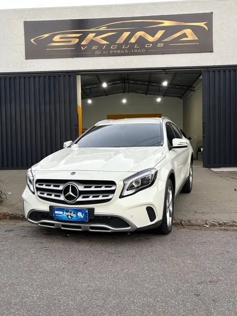 M.BENZ GLA200FF